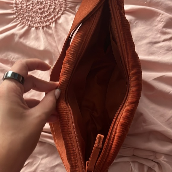 Burnt orange purse - Picture 3 of 3